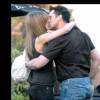 Jennifer Aniston et Matt Leblanc s'embrassent à Los Angeles le 14 avril 2004.