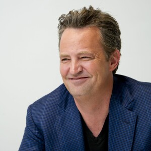 Matthew Perry - Conférence de presse avec les acteurs de la série "Odd Couple" à Beverly Hills le 25 février 2015