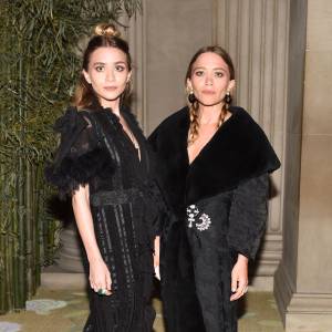 Ashley et Mary-Kate Olsen au Met Gala 2015 à New York, le 4 mai 2015.