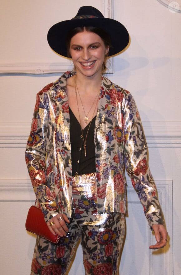 Tali Lennox - Photocall lors de la présentation de la collection Chanel Paris-Salzburg 2014/2015 en l'honneur des Métiers d'Arts à New York, le 31 mars 2015