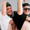 Kev Adams (en 3e position) et son frère Noam (tout à droite), le 15 août 2015.