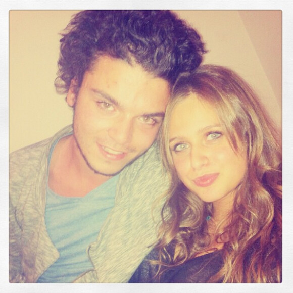 Noam, petit frère de Kev Adams, et sa copine Joséphine, en 2014.