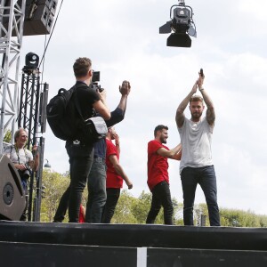 M. Pokora - 70 ans du Secours populaire et 36e journée des oubliés des vacances, à Paris, le 19 août 2015