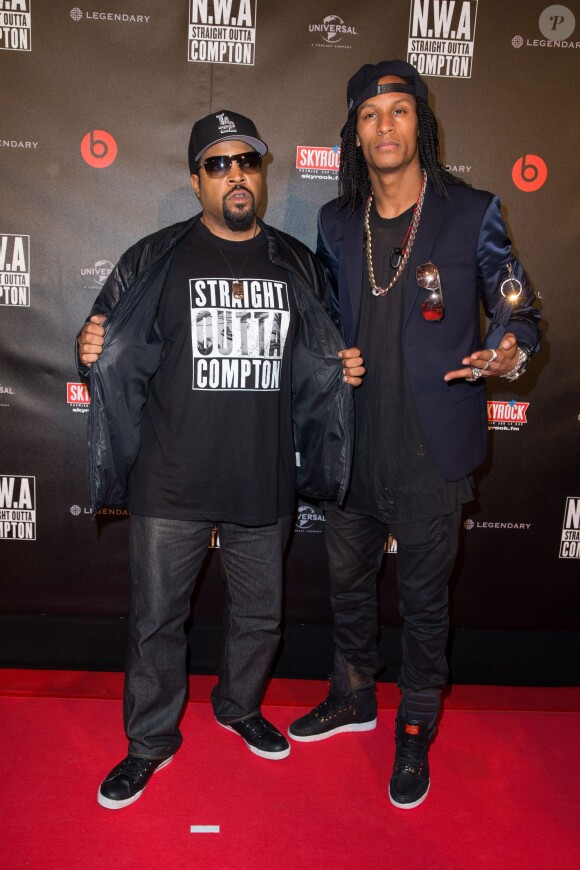 Ice Cube (O'Shea Jackson) et Laurent Bourgeois assistent à l'avant-première parisienne du film "N.W.A. - Straight Outta Compton" à l'UGC Ciné Cité Bercy. Paris, le 24 août 2015.