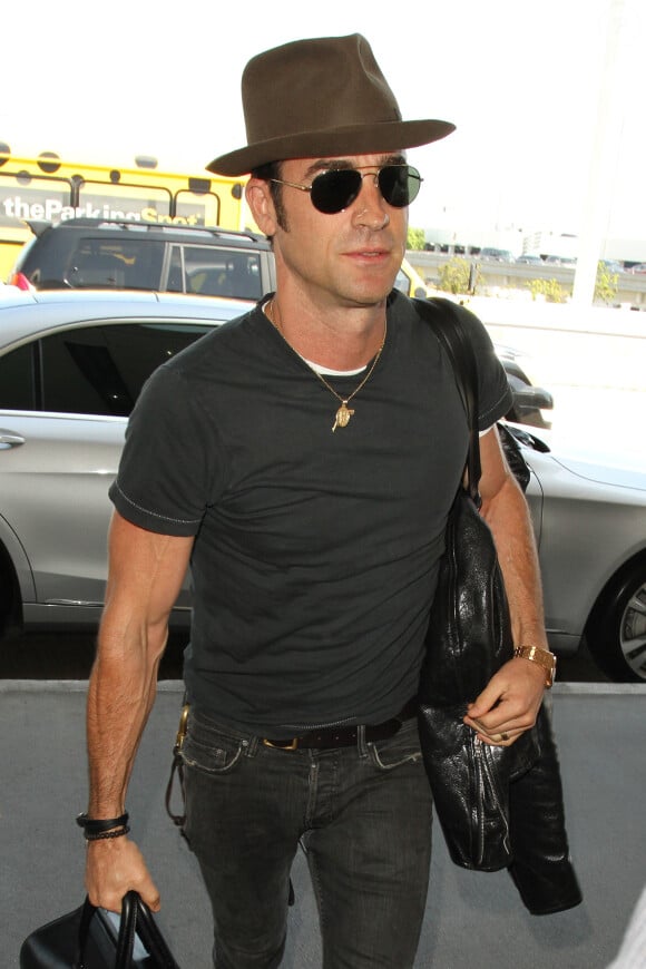 Justin Theroux à l'aéroport de Los Angeles, le 17 août 2015.