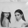 Kendall Jenner et Kim Kardashian à l'anniversaire de James Harden sur le Fantasea, à Marina del Rey. Le 25 août 2015.