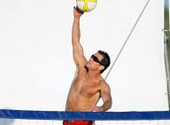 REPORTAGE PHOTOS : Les deux héros de Nip/Tuck... de super beaux mecs à la plage !
