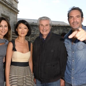 Elsa Zylberstein, Fleur Pellerin, Claude Lelouch et Jean Dujardin lors du 8e Festival du Film Francophone d'Angoulême, le 28 août 2015.