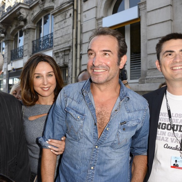 Claude Lelouch, Elsa Zylberstein, Jean Dujardin et Xavier Bonnefont lors du 8e Festival du Film Francophone d'Angoulême, le 28 août 2015.