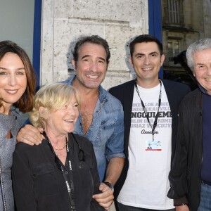 Elsa Zylberstein, Marie-France Brière, Jean Dujardin, Xavier Bonnefont et Claude Lelouch lors du 8e Festival du Film Francophone d'Angoulême, le 28 août 2015.