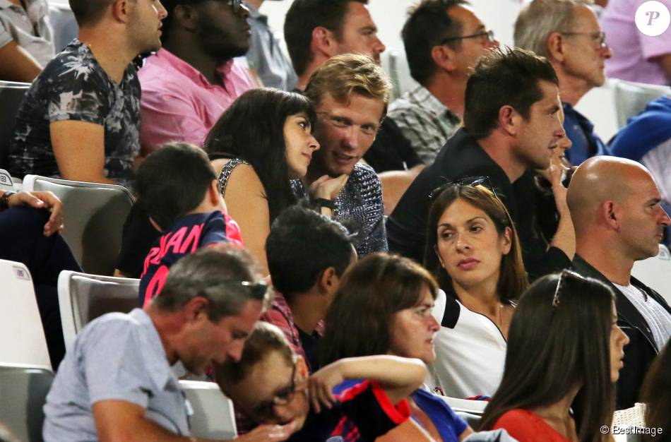 Exclusif Candice Pascal Et Clement Chantome Assistent En Tribune Au Match De Ligue Europa Des Girondins De Bordeaux Contre Kairat Almaty Le 20 Aout 2015 A B Purepeople