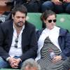 Jean-François Piège et sa femme Elodie (enceinte) - People dans les tribunes lors du tournoi de tennis de Roland-Garros à Paris, le 28 mai 2015.