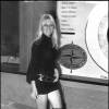 Archives - Brigitte Bardot en mini jupe et cuissardes