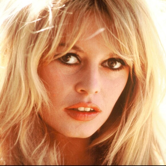 Archives - Brigitte Bardot dans le film Pout Is Back