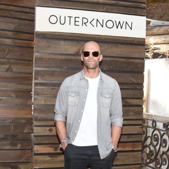 Jason Statham - Kelly Slater, John Moore et leurs amis fêtent le lancement de Outerknown à la Gesner Beach House de Malibu, Los Angeles, le 29 août 2015