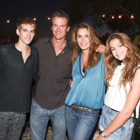 Presley Gerber, Rande Gerber, Cindy Crawford, Kaia Gerber - Kelly Slater, John Moore et leurs amis fêtent le lancement de Outerknown à la Gesner Beach House de Malibu, Los Angeles, le 29 août 2015