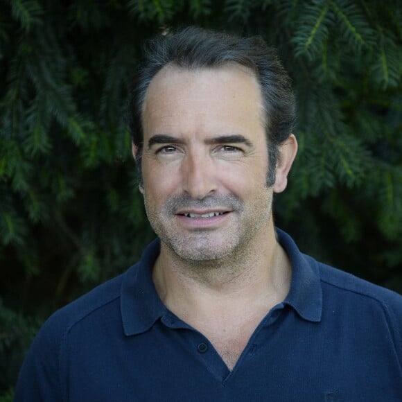 Jean Dujardin au photocall du film "Un + une" (Un plus une) lors du 8e Festival du Film Francophone d'Angoulême, le 29 août 2015