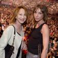 Exclusif - Nathalie Baye et sa fille Laura Smet au concert de Johnny Hallyday au POPB de Bercy a Paris - Jour 2. Le 15 juin 2013