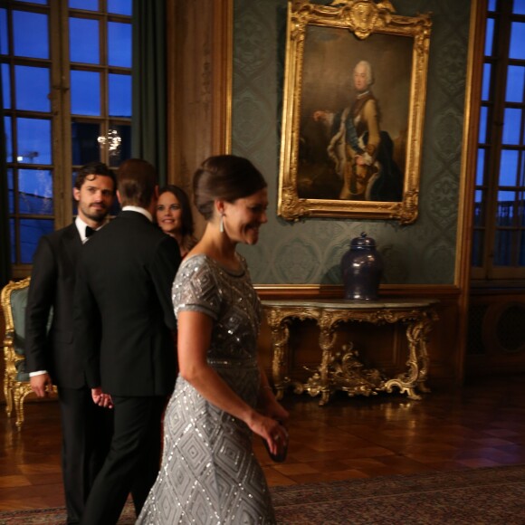 La princesse Victoria de Suède, enceinte de son deuxième enfant, prenait part à un dîner de gala au palais Drottningholm, à Stockholm, le 4 septembre 2015, quelques minutes après l'annonce de sa seconde grossesse.