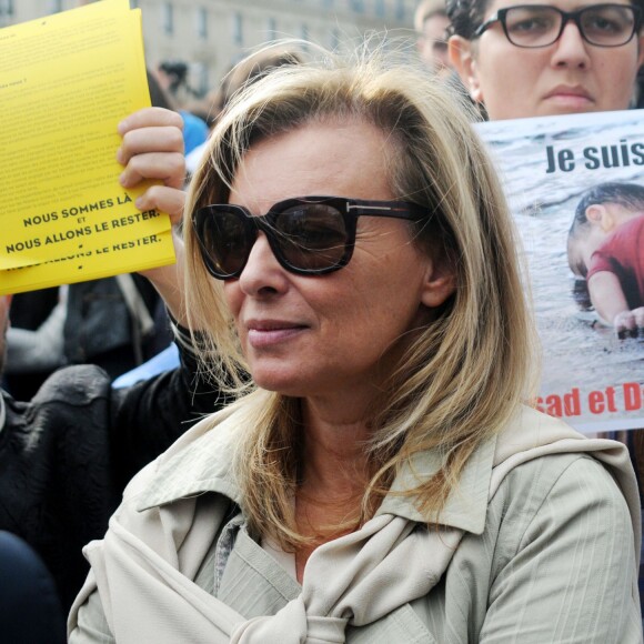 Valérie Trierweiler - Manifestation Place de la République à Paris, en faveur des réfugiés, le 5 septembre 2015