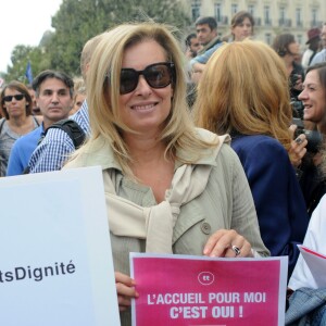 Valérie Trierweiler - Manifestation Place de la République à Paris, en faveur des réfugiés, le 5 septembre 2015