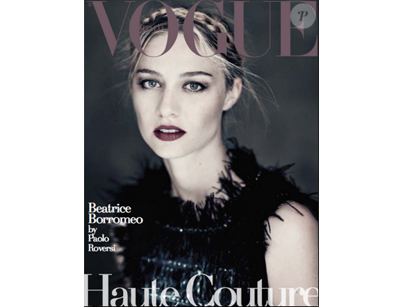 Beatrice Borromeo, photographiée par Paolo Roversi, en couverture de Vogue Unique spécial Haute Couture, supplément du Vogue Italie de septembre 2015.