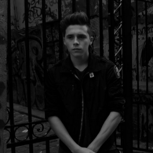 Brooklyn Beckham visite Paris / photo postée sur Instagram.