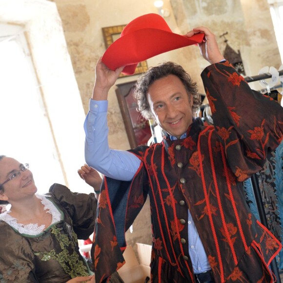 Exclusif - Stéphane Bern - Répétitions du spectacle "Le dernier bal de la reine de France" au Château de Denonville, le 28 août 2015.