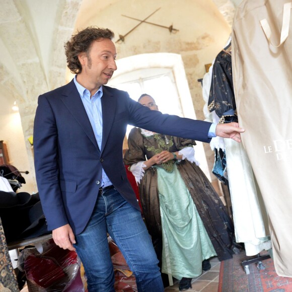 Exclusif - Stéphane Bern (conseiller artistique et historique) - Répétitions du spectacle "Le dernier bal de la reine de France" au Château de Denonville, le 28 août 2015.