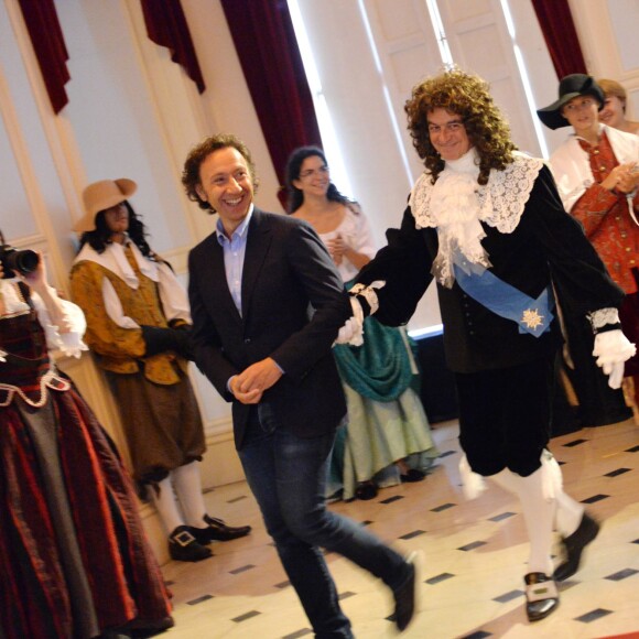 Exclusif - Stéphane Bern (conseiller artistique et historique) et les comédiens - Répétitions du spectacle "Le dernier bal de la reine de France" au Château de Denonville, le 28 août 2015.