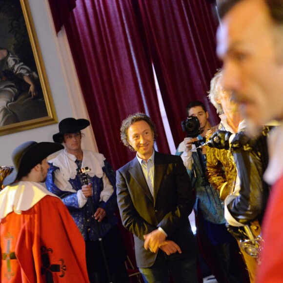 Exclusif - Stéphane Bern (conseiller artistique et historique) et les comédiens - Répétitions du spectacle "Le dernier bal de la reine de France" au Château de Denonville, le 28 août 2015.