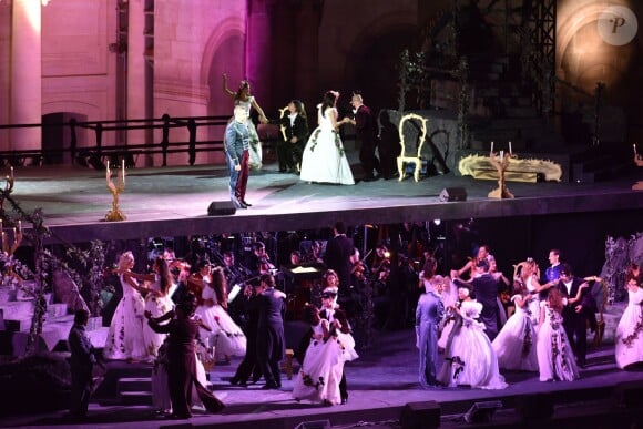 Opéra en plein air - "La Traviata" (une production de Benjamin Patou, le PDG de Moma Group) dans la cour d'honneur de l'hôtel des Invalides, à Paris, le 8 septembre 2015.