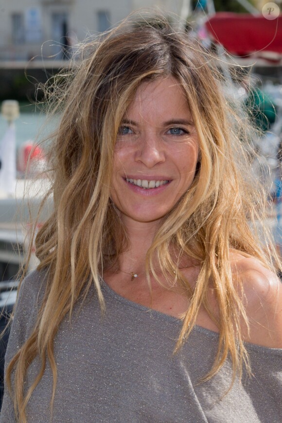 Samantha Renier - Photocall de "Flic tout simplement" dans le cadre du 17e festival de fiction TV de La Rochelle sur le Vieux Port à La Rochelle le 12 septembre 201512/09/2015 - Deauville