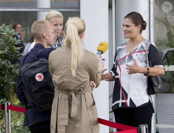 La princesse Victoria de Suède, enceinte, lors de sa visite à Göteborg le 10 septembre 2015 avec le prince Daniel