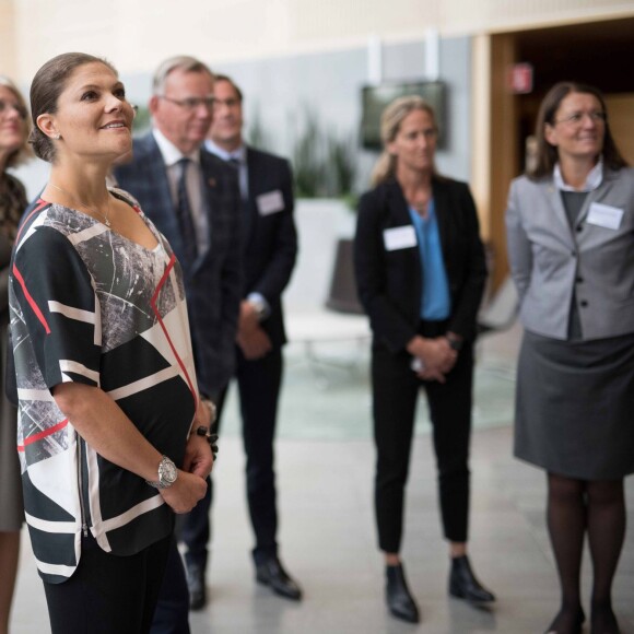 La princesse Victoria de Suède, enceinte, était en visite à Göteborg le 10 septembre 2015 avec le prince Daniel.