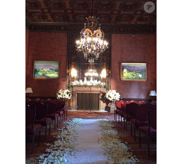Kayla Ewell et Tanner Novlan se sont mariés au sein du Jonathan Club à Los Angeles / photo postée sur Instagram.