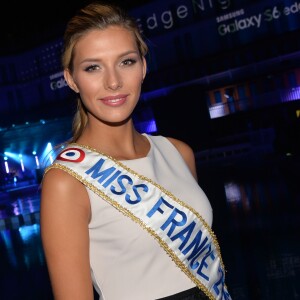 Camille Cerf (Miss France 2015) - Soirée Samsung "New Edge Night" pour la sortie du nouveau Samsung Galaxy GS6 edge + à la piscine Molitor à Paris le 15 septembre 2015.