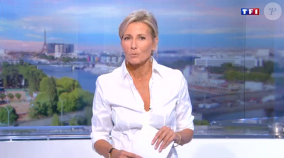 Claire Chazal fait ses adieux au JT de TF1 après 24 années de bons et loyaux services, le dimanche 13 septembre 2015.