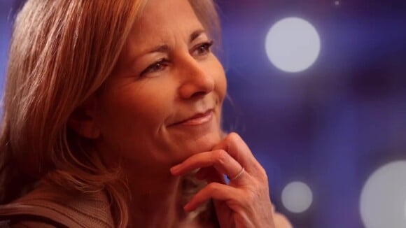 L'ADN Glam de Claire Chazal : décryptage en vidéo du style de l'inoubliable présentatrice des journaux de TF1.