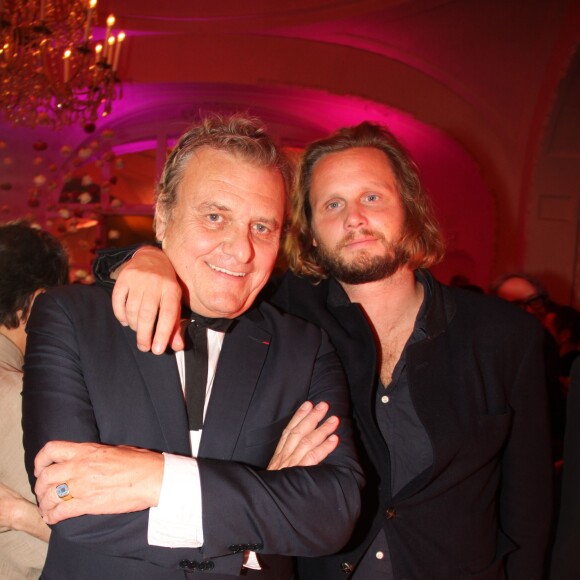 Jean-Charles de Castelbajac et son fils Guilhem - Soirée des 50 ans de la vie parisienne de Kenzo Takada au Pré Catelan à Boulogne le 17 septembre 2015.