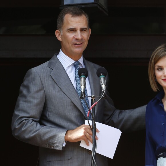 Le roi Felipe VI et la reine Letizia d'Espagne au balcon de la Government House à Saint Augustine, aux États-Unis le 18 septembre 2015.