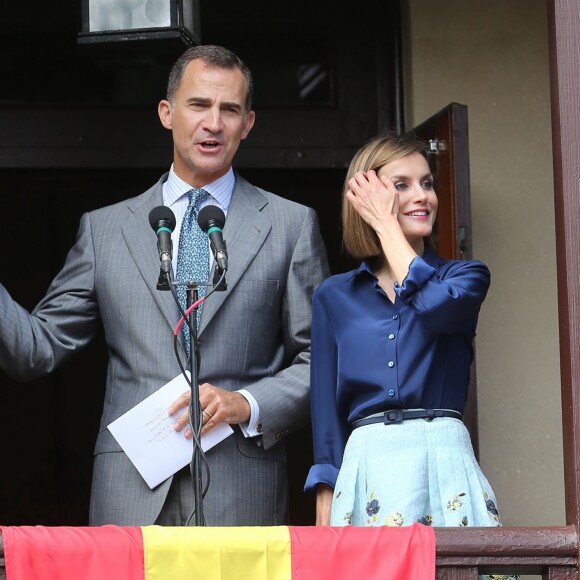Le roi Felipe VI et la reine Letizia d'Espagne au balcon de la Government House à Saint Augustine, aux États-Unis le 18 septembre 2015.