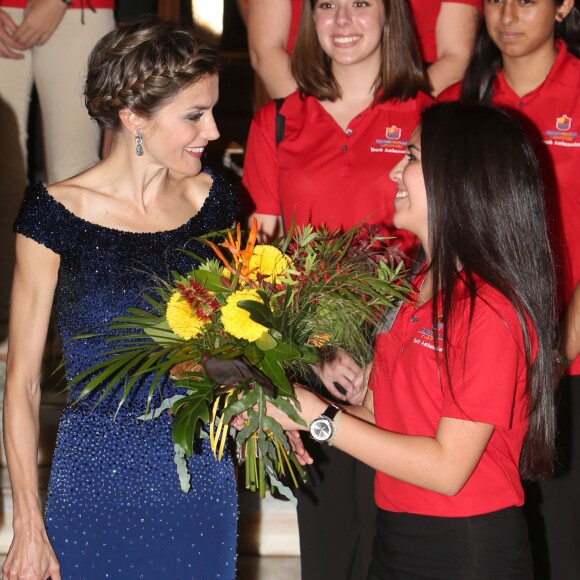 Le roi Felipe et la reine Letizia d'Espagne au dîner inaugural du 20e Forum hispano-américain à Saint Augustine le 18 septembre 2015.