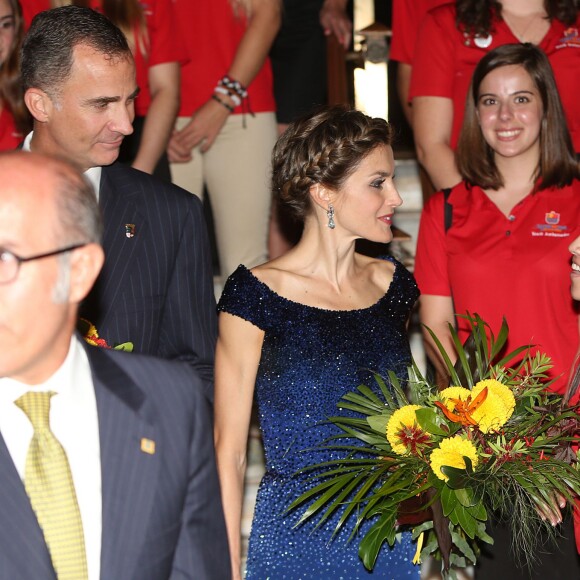 Le roi Felipe et la reine Letizia d'Espagne au dîner inaugural du 20e Forum hispano-américain à Saint Augustine le 18 septembre 2015.