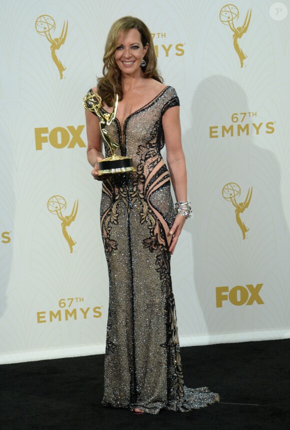 Allison Janney à la 67e cérémonie des Emmy Awards au Microsoft Theatre, à Los Angeles le 20 septembre 2015.