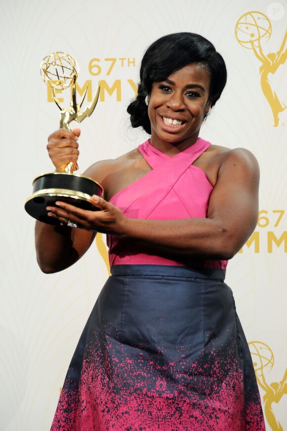 Uzo Aduba à la 67e cérémonie des Emmy Awards au Microsoft Theatre, à Los Angeles le 20 septembre 2015.