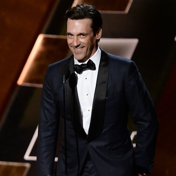 Jon Hamm à la 67e cérémonie des Emmy Awards au Microsoft Theatre, à Los Angeles le 20 septembre 2015.