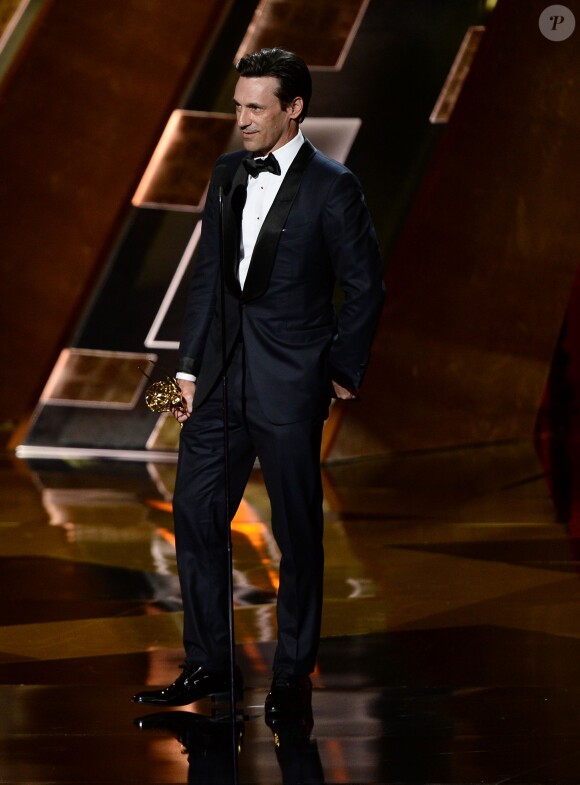 Jon Hamm à la 67e cérémonie des Emmy Awards au Microsoft Theatre, à Los Angeles le 20 septembre 2015.
