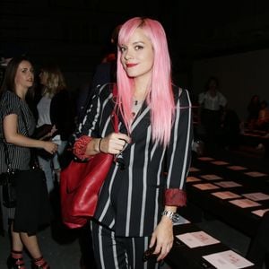 Lily Allen lors du défilé Vivienne Westwood Red Label (collection printemps-été 2016) à l'université de Westminster. Londres, le 20 septembre 2015.