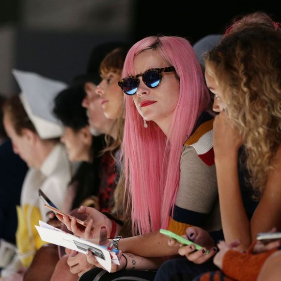 Lily Allen lors du défilé Vivienne Westwood Red Label (collection printemps-été 2016) à l'université de Westminster. Londres, le 20 septembre 2015.